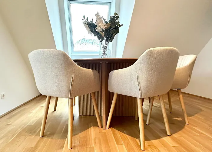 Stylish - 3 Min To U1 Kagraner Platz Viena