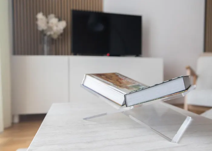 Stylish - 3 Min To U1 Kagraner Platz Apartamento *